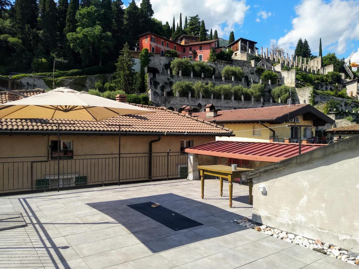 Atlante Hotel Toscolano Maderno Exterior photo